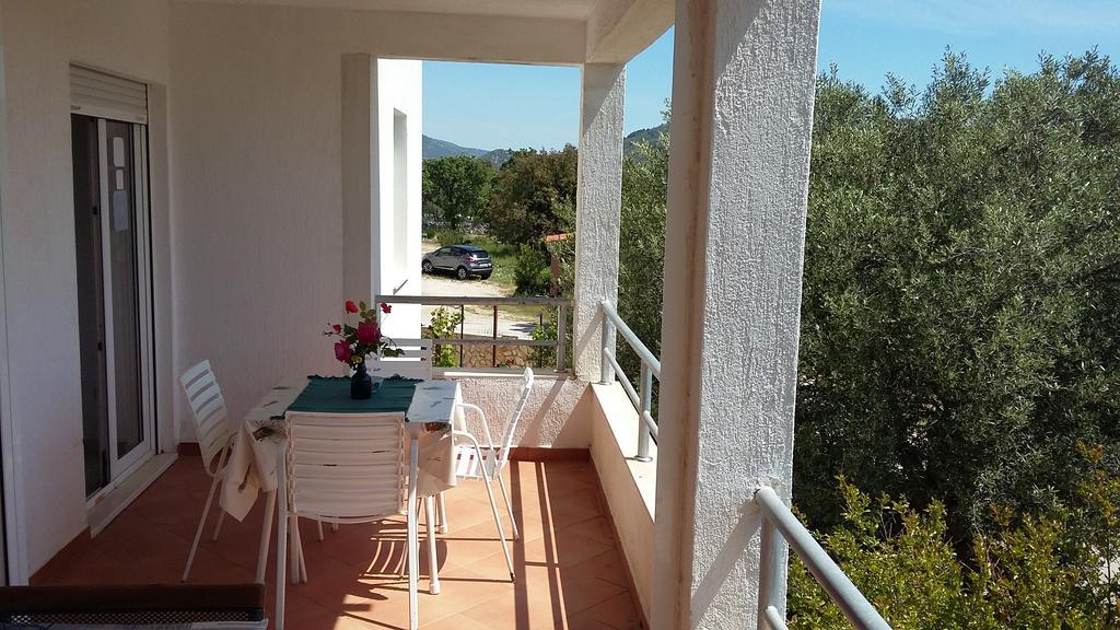 Villa Tina Rogoznica  Luaran gambar